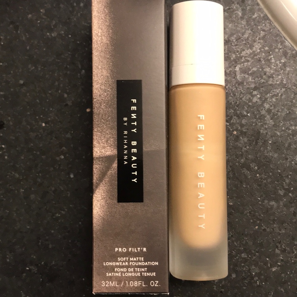 Fenty pro filt’r soft matte foundation
